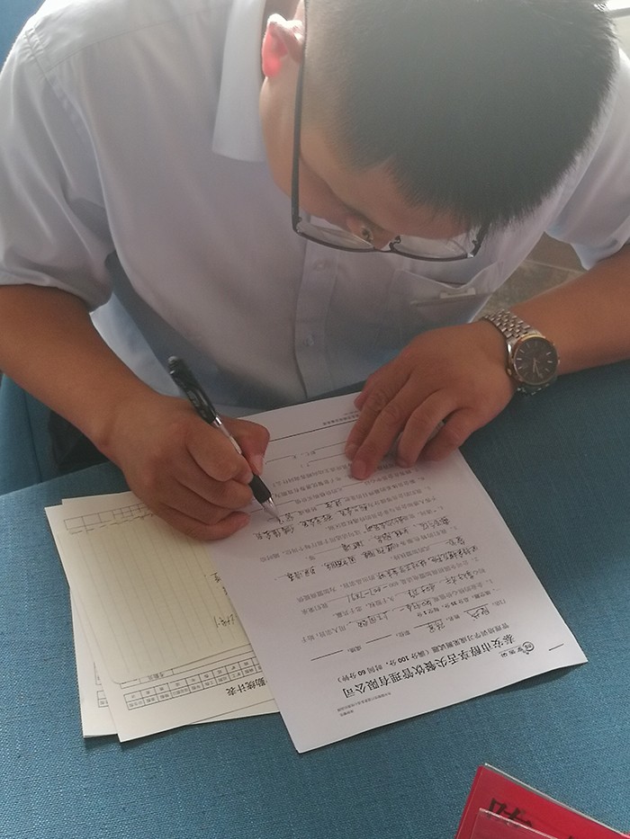 公司進(jìn)入發(fā)展快車(chē)道，驗收成果ing