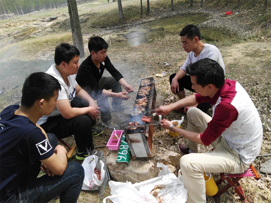 記公司3月份優(yōu)秀員工外出踏青—邂逅大汶口文明，開(kāi)啟“燒烤”模式