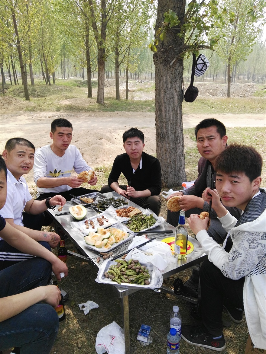 記公司3月份優(yōu)秀員工外出踏青—邂逅大汶口文明，開(kāi)啟“燒烤”模式